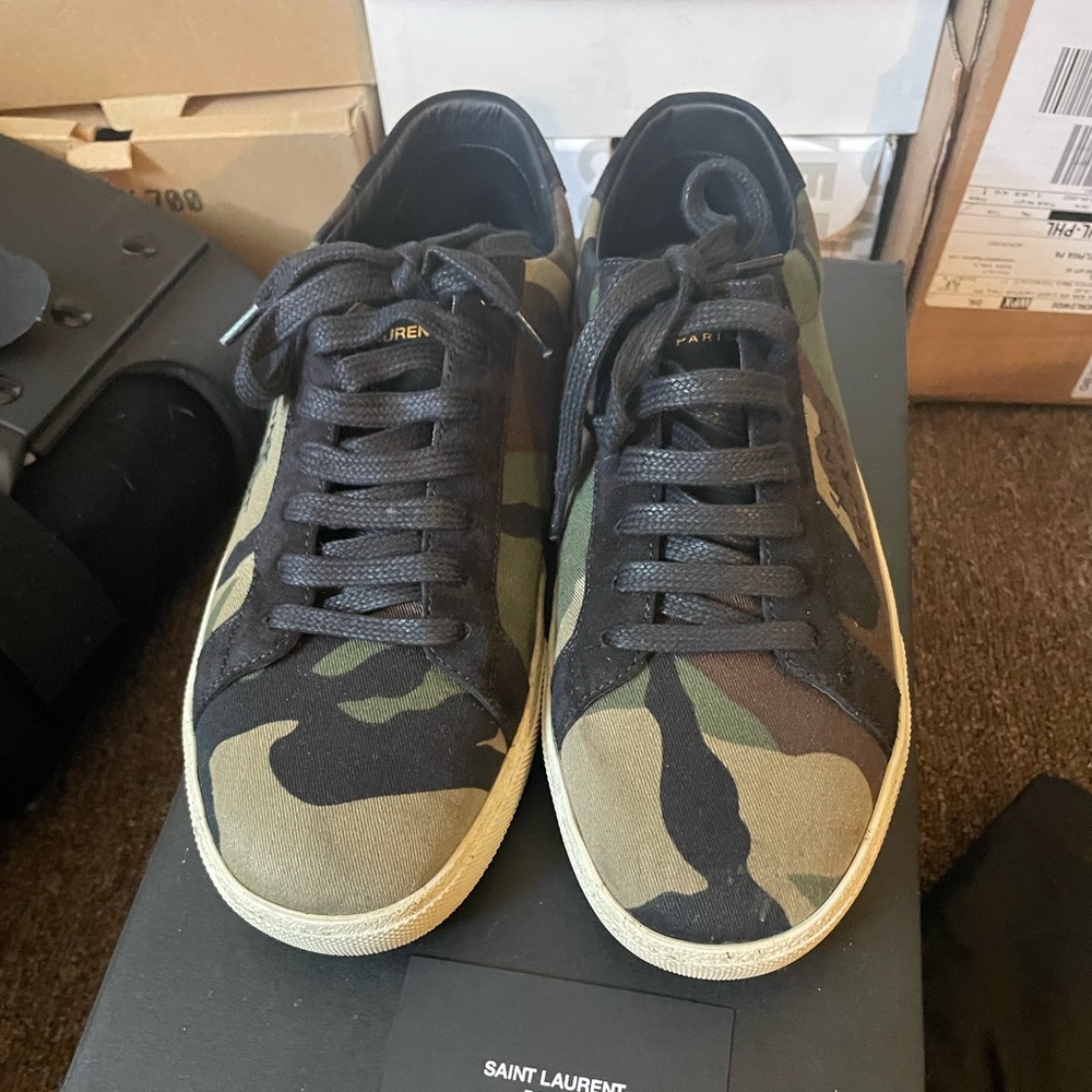 Saint Laurent Sneakers